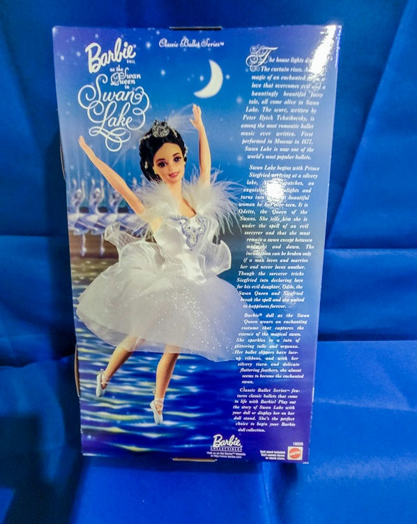 Barbie Collector Edition Ballet Dolls: Nutcracker and Swan Lake - image 4 of 8