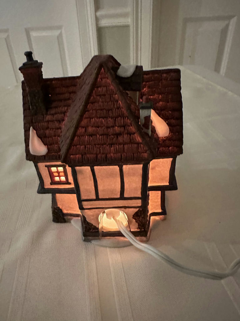 Dickens Village - Tutbury Printer - image 5 of 9