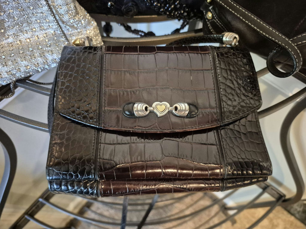 Brand Assorted: evening handbags - image 2 of 9