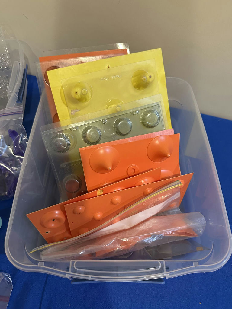 Assorted Baking Molds and Cookie Cutters - image 2 of 5