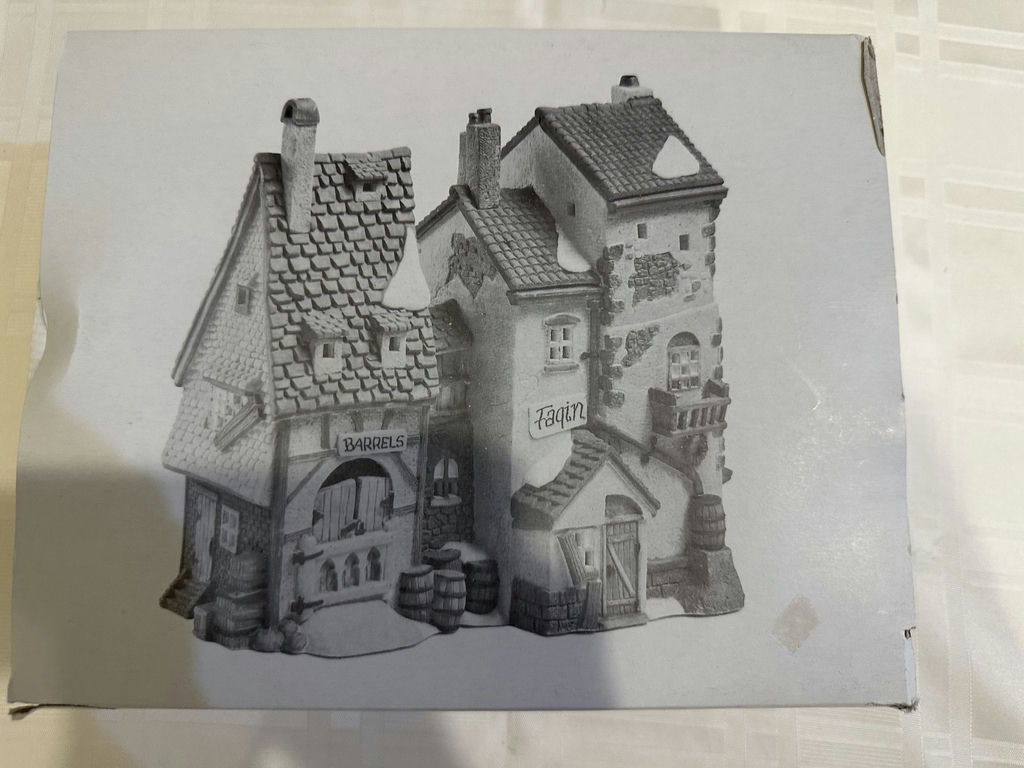 Dickens' Village Series: Fagin's Hide-A-Way - image 3 of 9