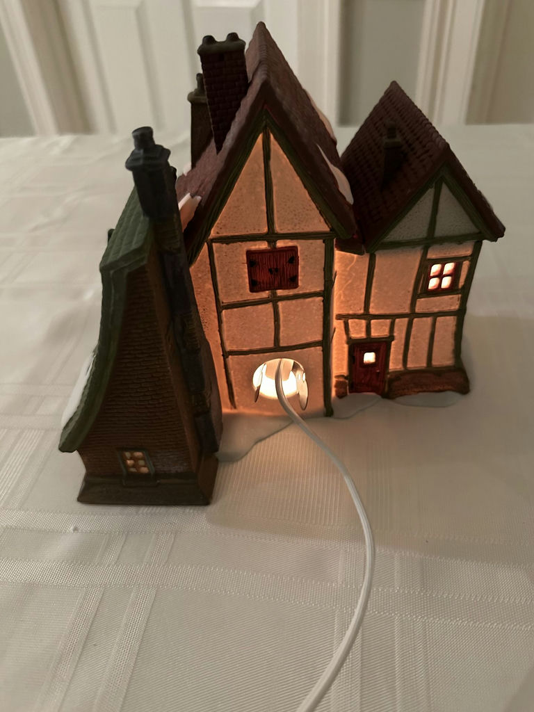 Dickens' Village Series Hembleton Pewterer - image 8 of 9