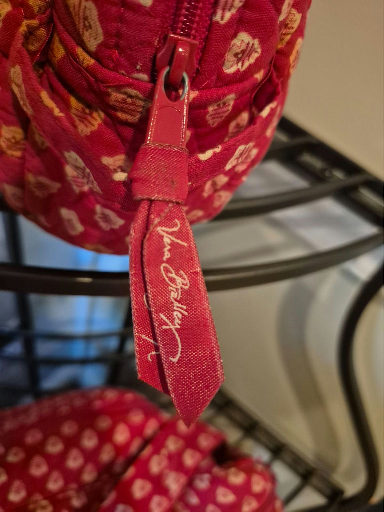 Vera Bradley pink quilted bag set - image 5 of 6