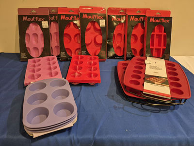 Assorted Silicone Baking Molds and Muffin Pans - Image 1 of 8