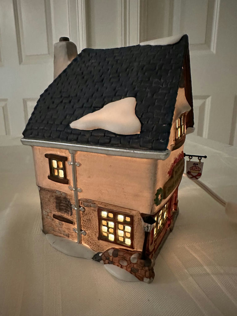 Dickens Village - Morston Steak and Kidney Pie - image 7 of 8