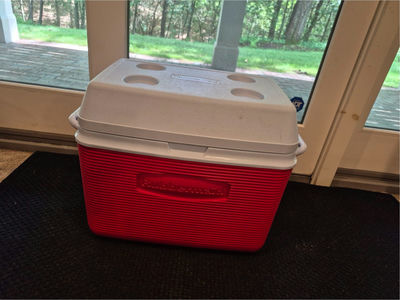 Red Rubbermaid Cooler with White Lid and Cup Holders - Image 1 of 3