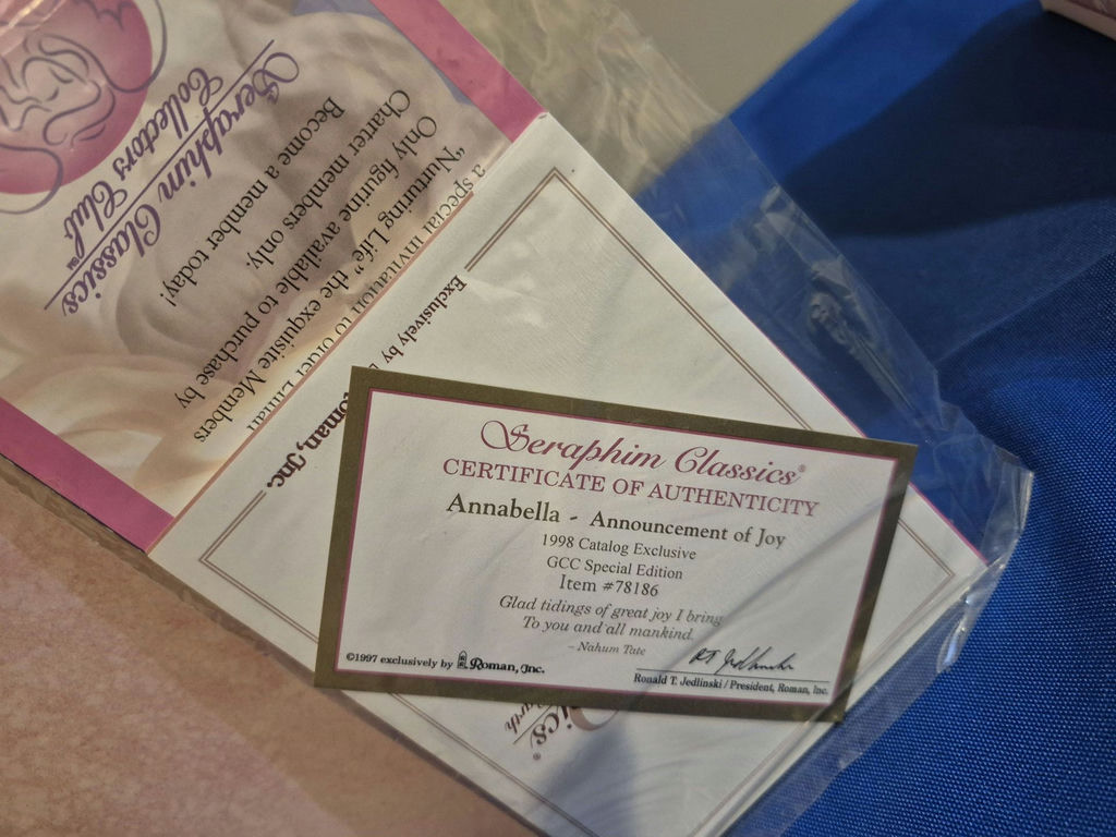Seraphim Classics Angel Figurines with Boxes and Certificates - image 3 of 7