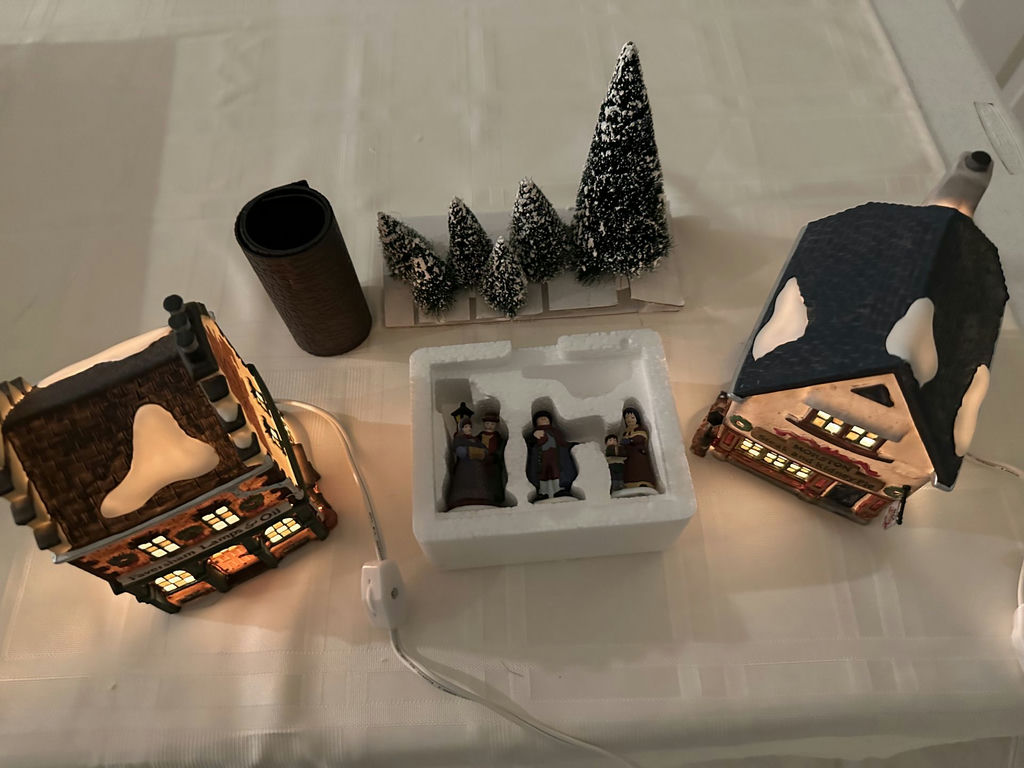 Heritage Village Christmas Scene: Lit Houses, Snowy Trees, and Carolers - image 3 of 6