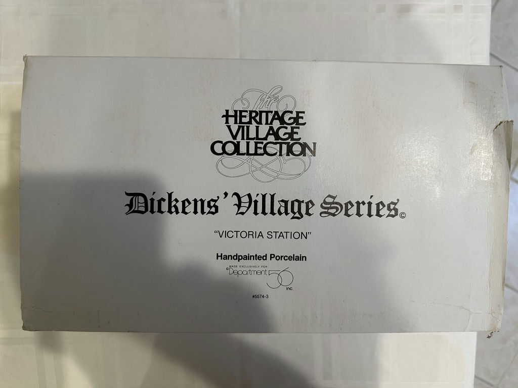Dickens Village- Victoria Station - - image 4 of 7