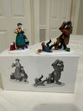 Heritage Village Collection: Don't Drop the Presents! (2) and A Christmas Carol Morning (3) with additional figures - thumbnail 10 of 11