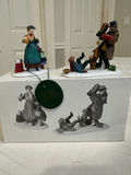 Heritage Village Collection: Don't Drop the Presents! (2) and A Christmas Carol Morning (3) with additional figures - thumbnail 11 of 11