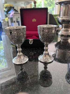 Two engraved silver pewter goblets in presentation box - Image 1 of 3