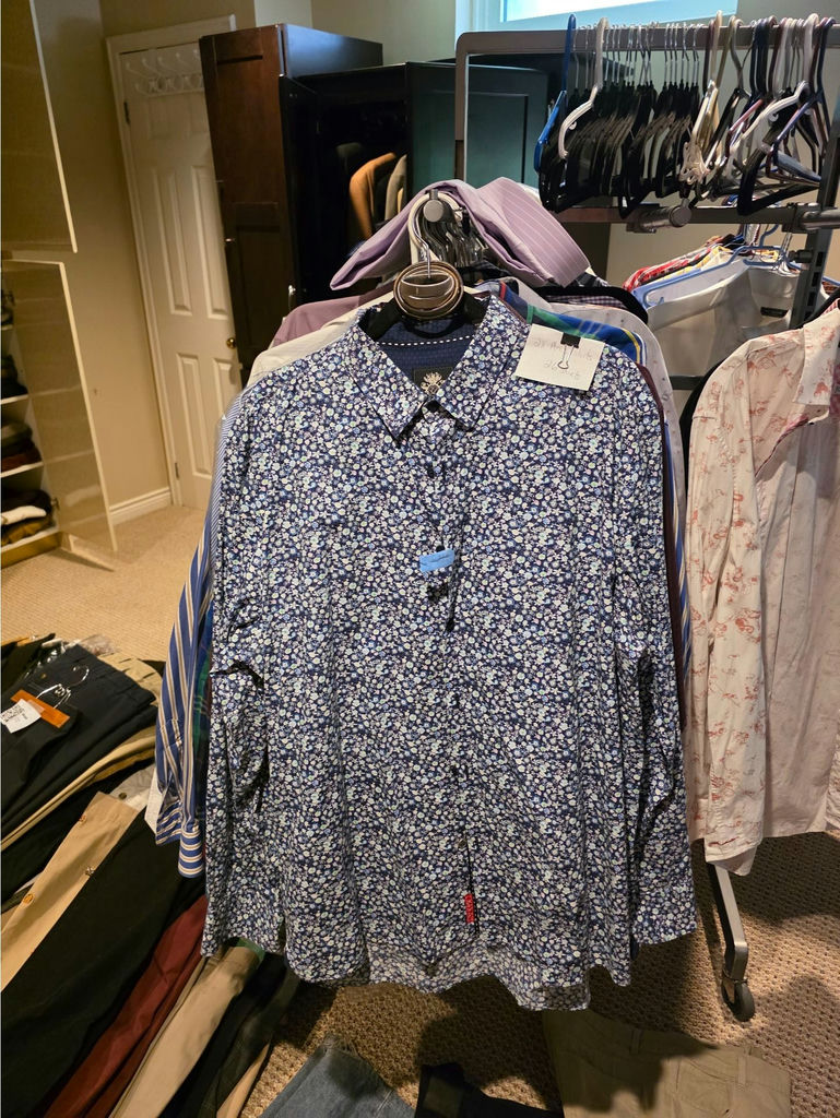 2XL Assorted Men's Dress Shirts and Clothing on Hangers - image 10 of 10