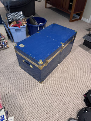 Blue metal trunks with brass hardware - Image 1 of 4