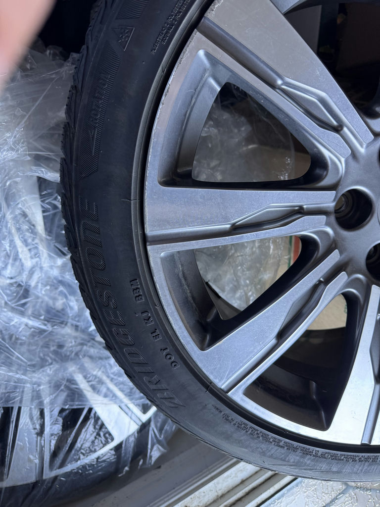 Cadillac Blizzak Snow Tires With rims - image 3 of 5