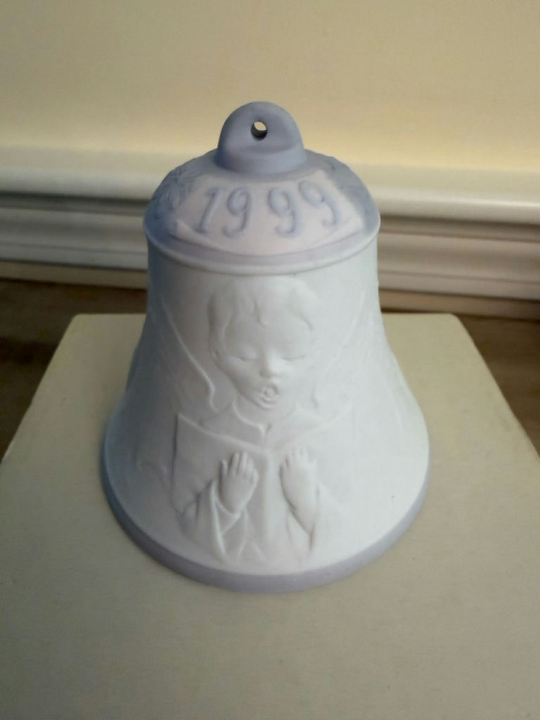 Lladro Christmas Bells - Lot Of 7 - image 7 of 9