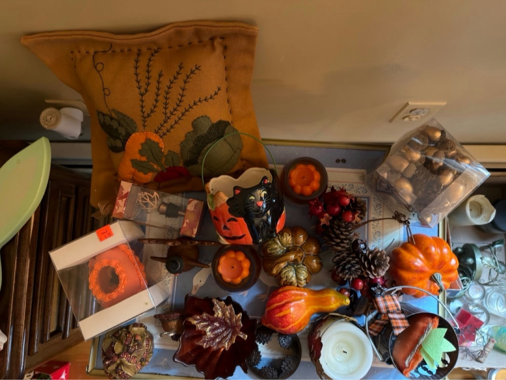 Fall / Halloween Items - image 2 of 2