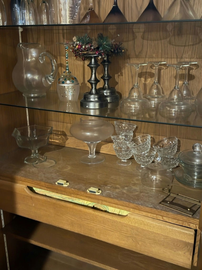 Basement Glass Lot - image 3 of 3