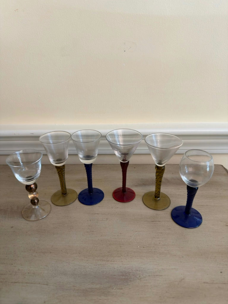 Barware - Cordial Glasses And Pitcher - image 4 of 5
