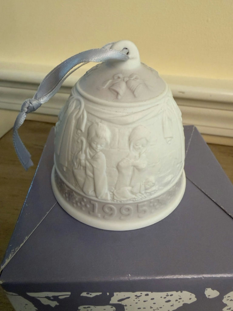 Lladro Christmas Bells - Lot Of 7 - image 5 of 9