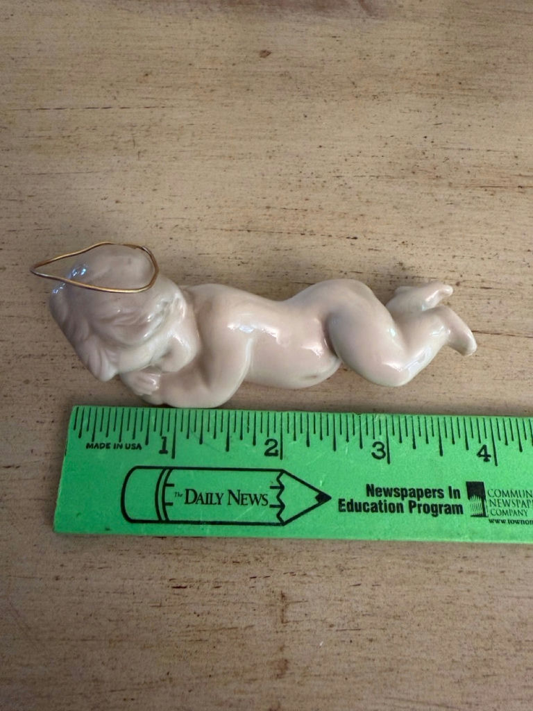 Lladro Nativity Sets - image 9 of 20
