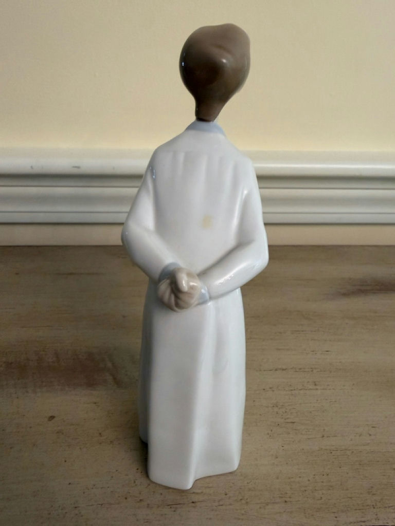 Lladro - 2 Porcelain Figurines - image 9 of 11