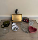 Miscellaneous Glassware Lot - thumbnail 2 of 6