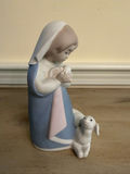 Vintage Figurines - Group Of 3 - thumbnail 14 of 15