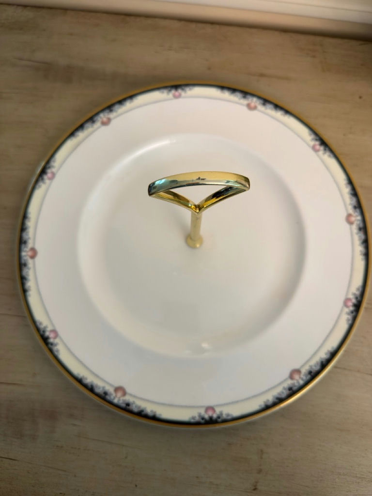 Hall & Royal Doulton - Entertaining Items - image 5 of 8