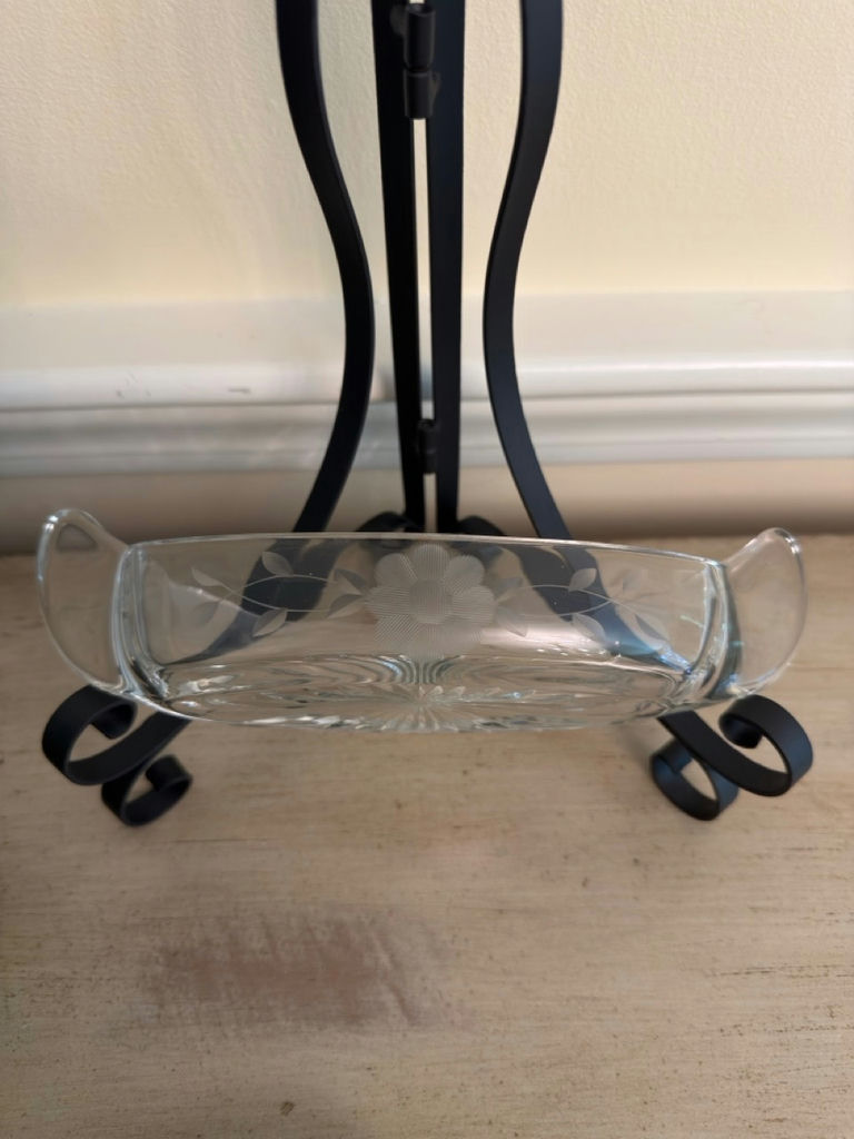 Miscellaneous Glassware Lot - image 4 of 6
