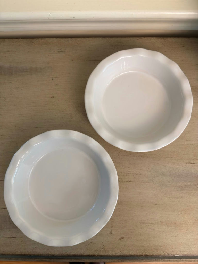 Bowls, Mini Pie Plates & Platter - image 5 of 8