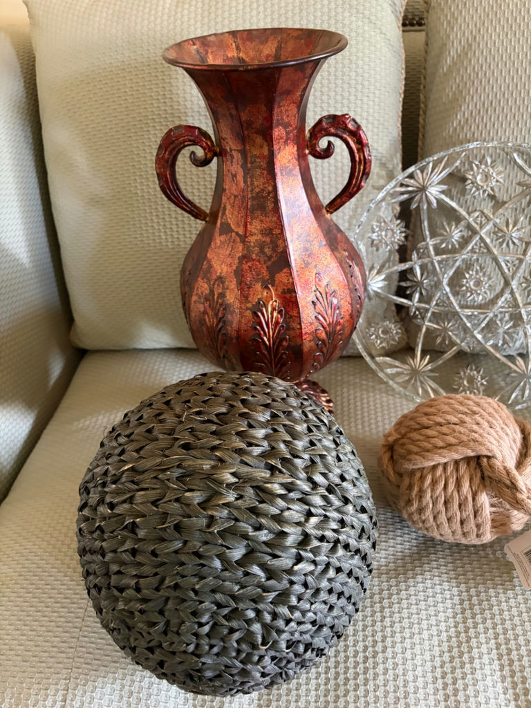 Decorative Items - Miscellaneous - image 2 of 4