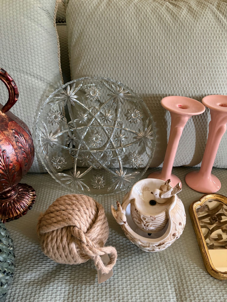 Decorative Items - Miscellaneous - image 3 of 4