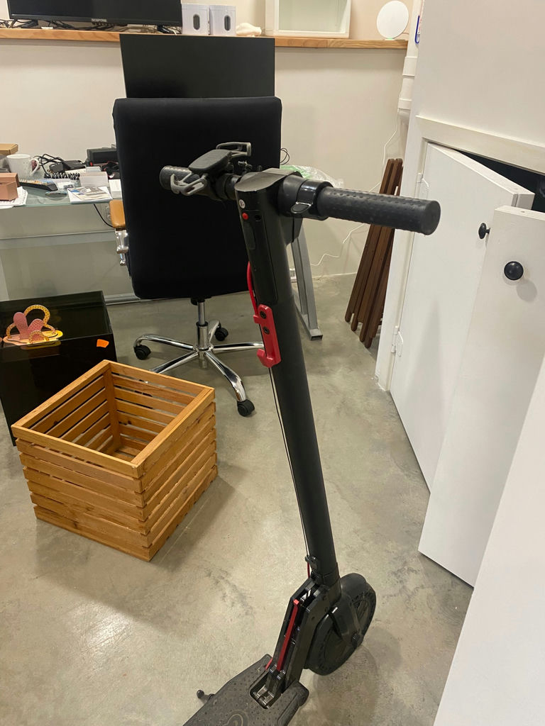 Electric Scooter - image 4 of 4