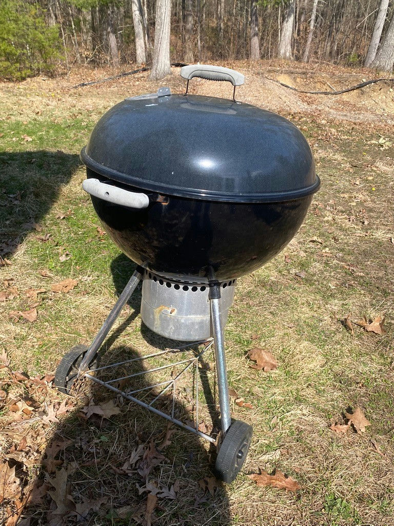 Weber Charcoal Grill - image 5 of 6