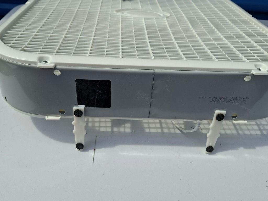 White Box Table Fan - image 4 of 5