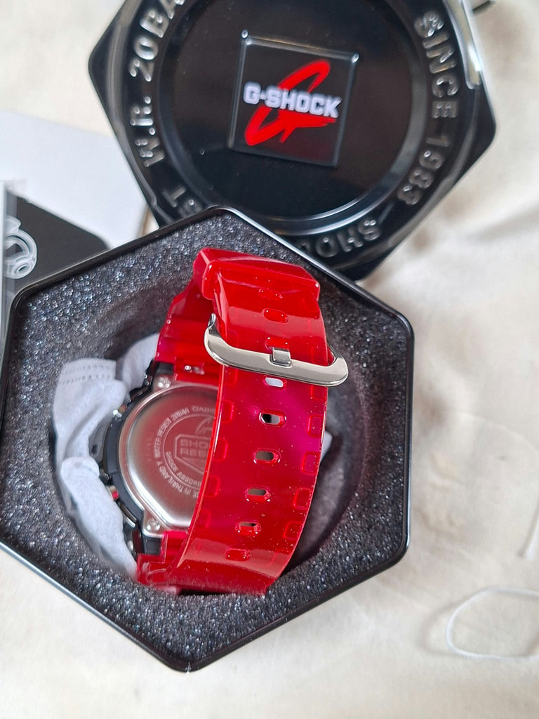 Casio G-Shock GM-6900B-4ER watch in red and black - image 6 of 8