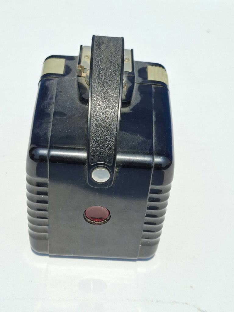 Kodak Brownie Hawkeye Flash Model Camera - image 3 of 6
