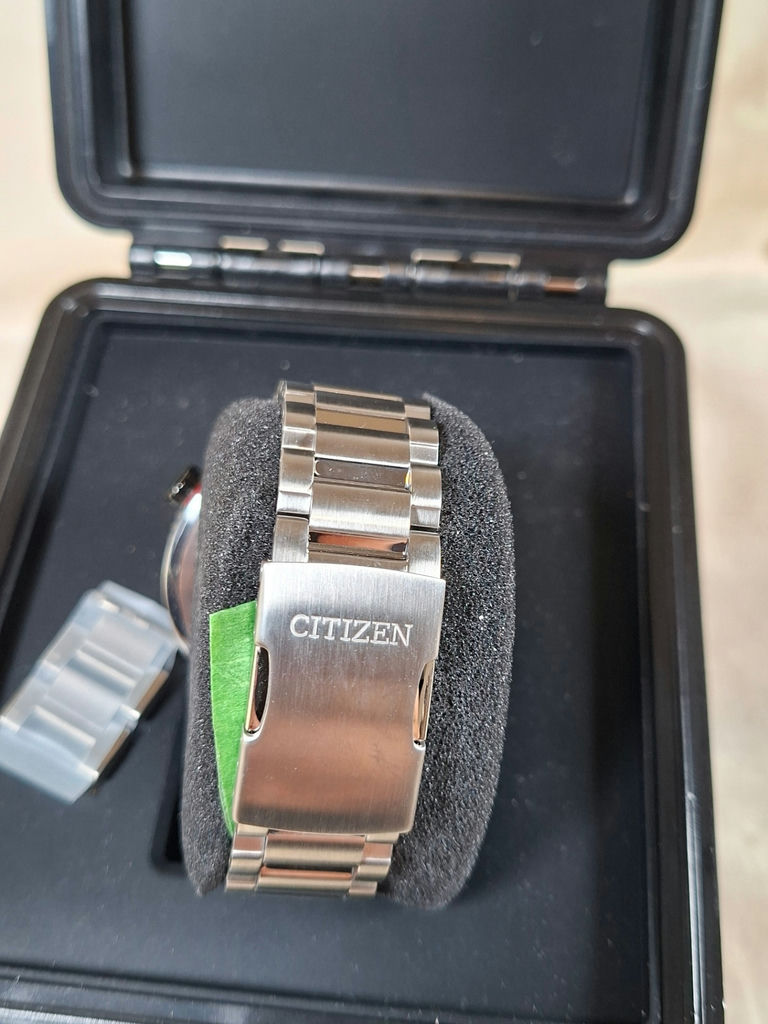 Citizen ProMaster Snowbirds Eco-Drive wristwatch in protective case - image 8 of 10