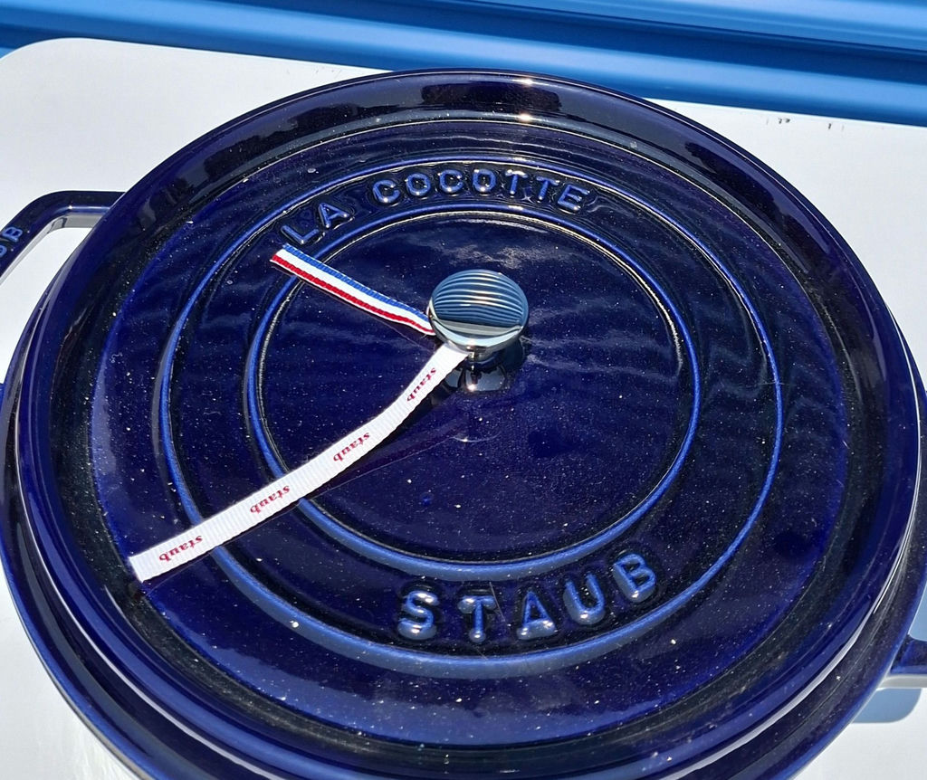 Staub La Cocotte Enameled Cast Iron Dutch Oven - image 4 of 9