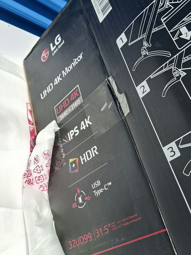 LG 32UD99-W 31.5 Inch UHD 4K Monitor - image 6 of 7