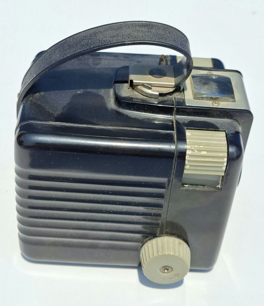 Kodak Brownie Hawkeye Flash Model Camera - image 4 of 6