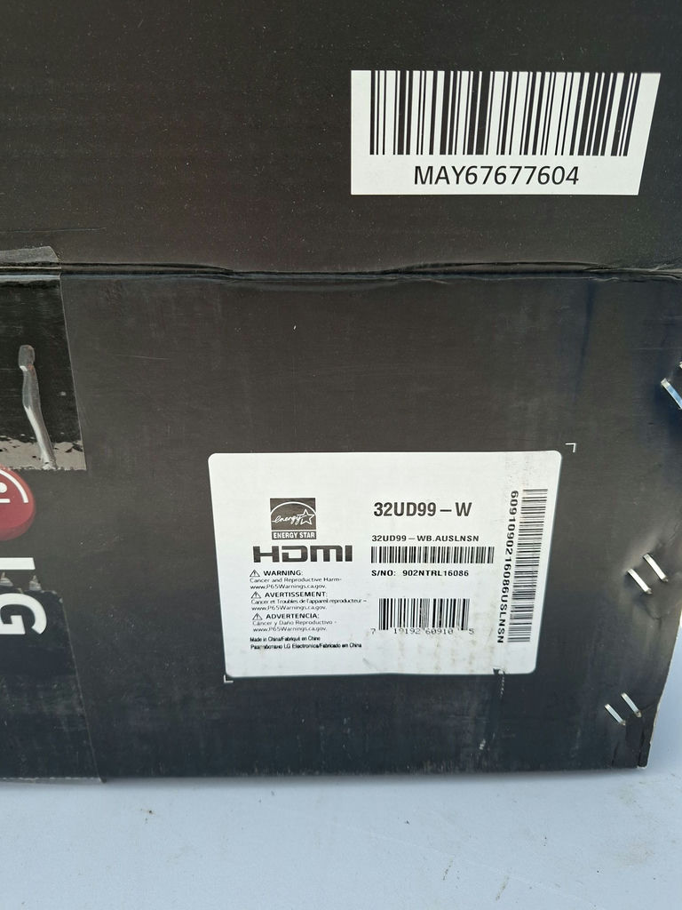 LG 32UD99-W 31.5 Inch UHD 4K Monitor - image 3 of 7