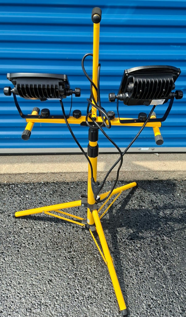 Dual LED Flood Lights on Yellow Tripod Stand - image 4 of 6
