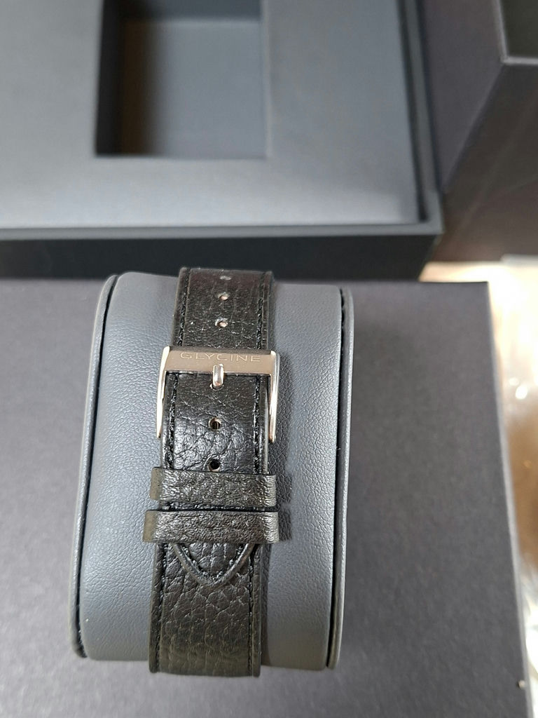 Glycine The Chief Automatic Watch with Box and Accessories - image 5 of 8
