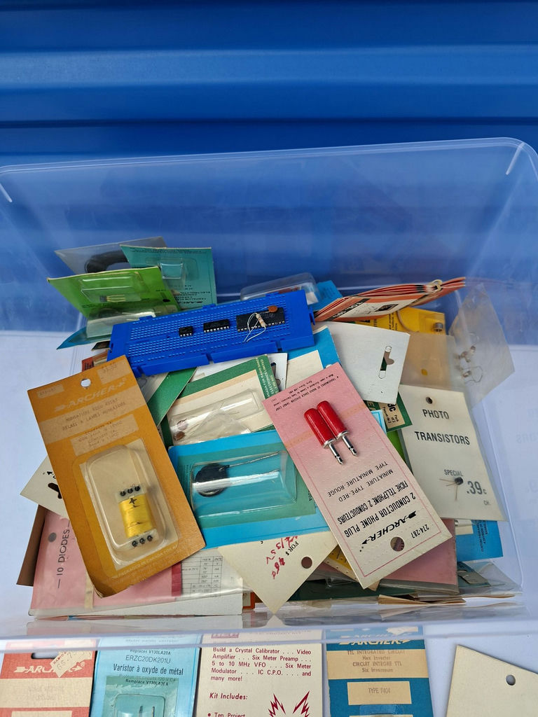 Assorted Vintage NEW OLD STOCK Electronic Components and Radio Parts, BIG LOT OF COOL PCS! - image 3 of 7