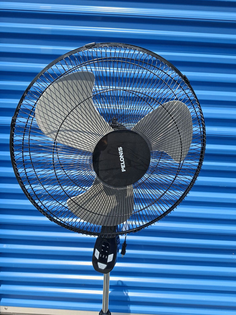 Pelonis Pedestal Fan - image 2 of 6