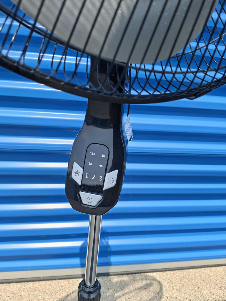 Pelonis Pedestal Fan - image 3 of 6