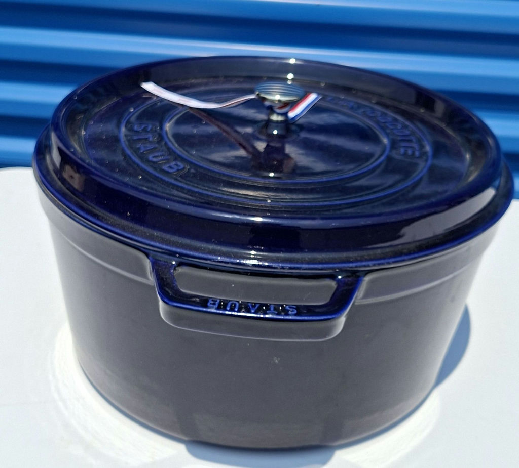 Staub La Cocotte Enameled Cast Iron Dutch Oven - image 5 of 9