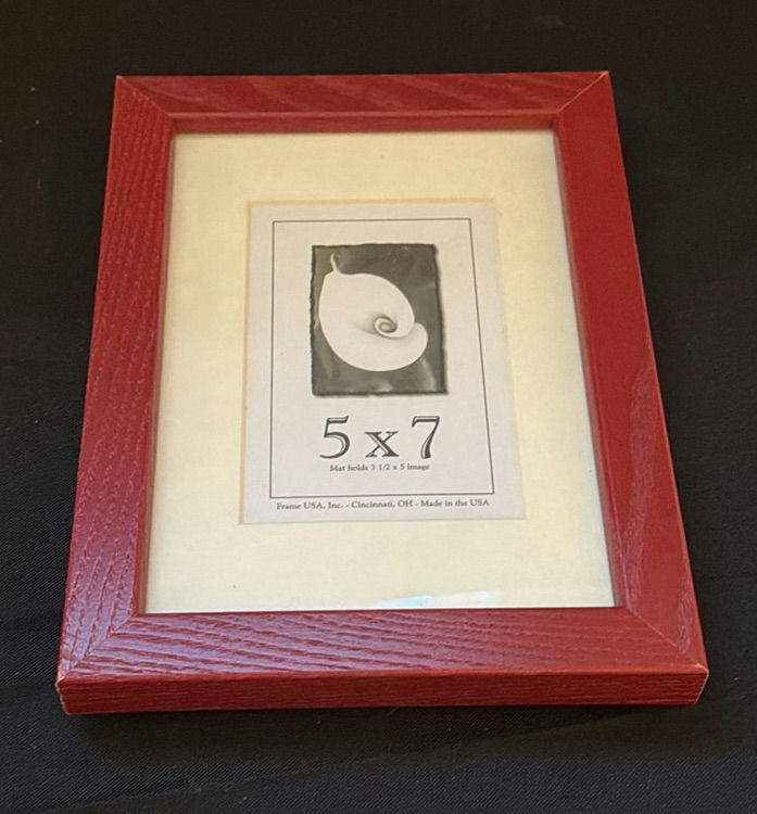 Assorted Decorative Picture Frames and Framed Artwork - image 3 of 7
